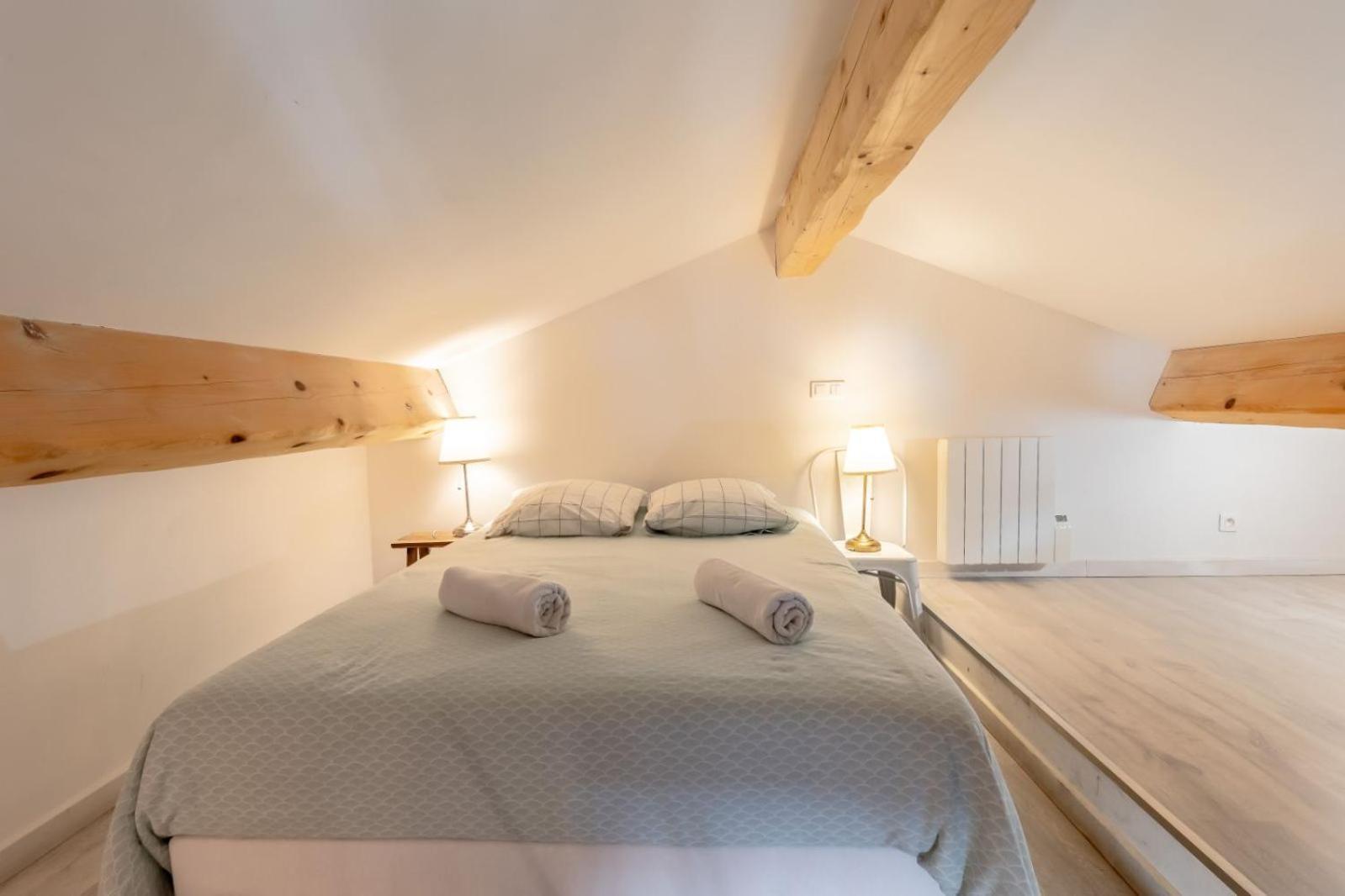 איל-סור-לה-סורג Olive- Vaste Appartement Donnant Sur La Sorgue מראה חיצוני תמונה