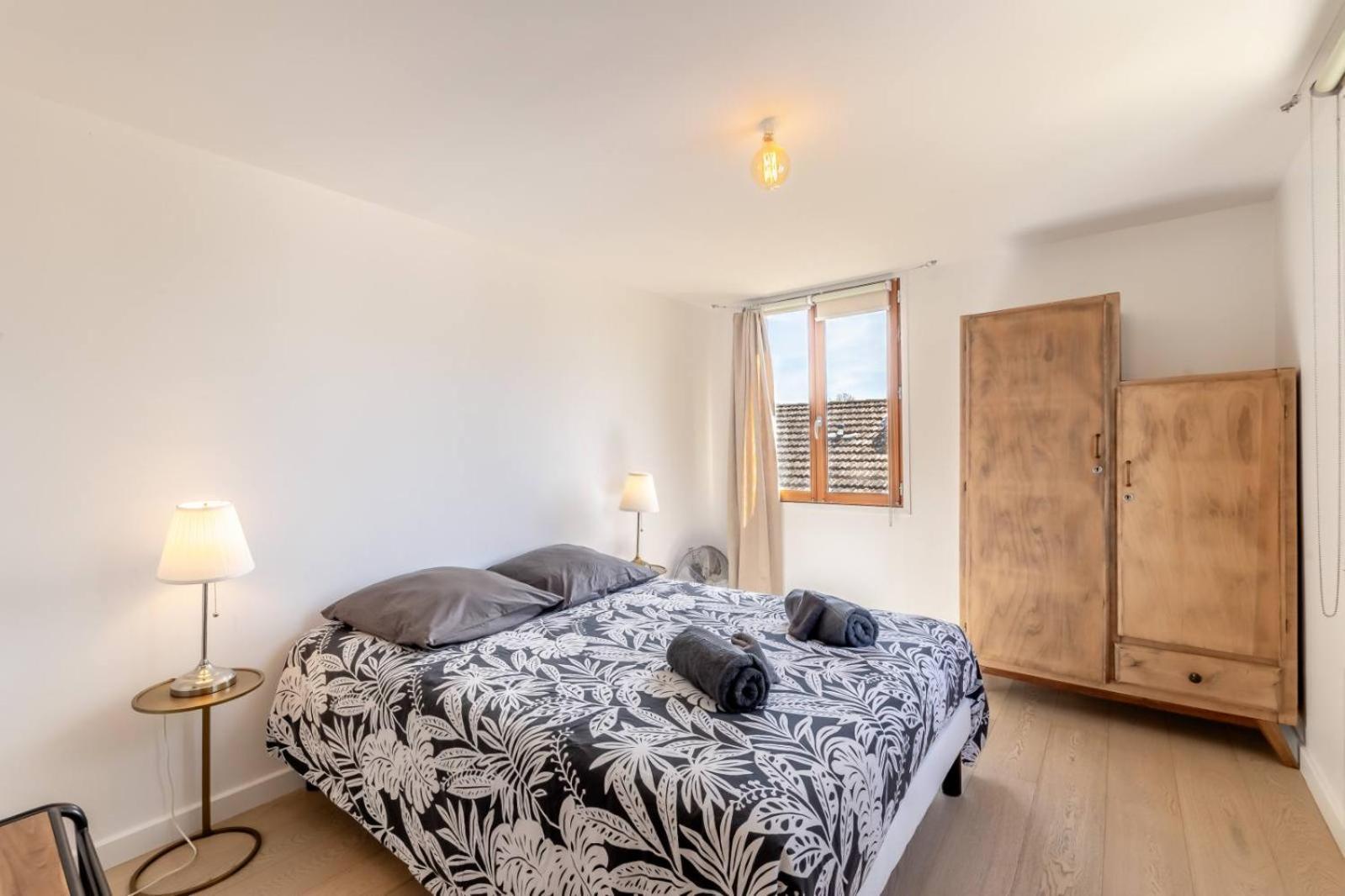 איל-סור-לה-סורג Olive- Vaste Appartement Donnant Sur La Sorgue מראה חיצוני תמונה